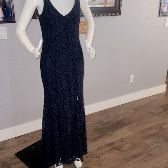 BCBG Generation - Picture 10 of 10